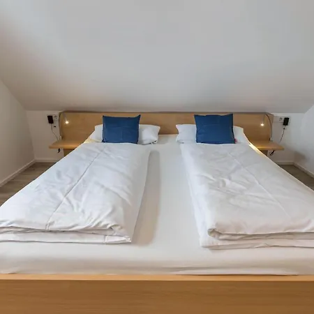 Ueber Der Alten Gaertnerei