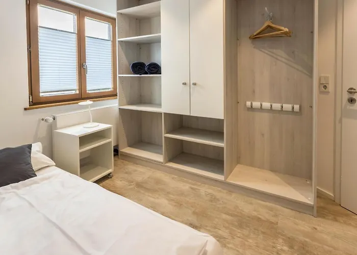 Ueber Der Alten Gaertnerei Lägenhet Allensbach